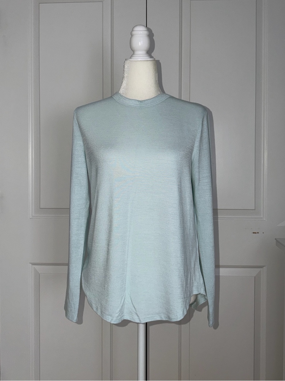 Banana Republic Blue Long-Sleeve Crewneck Top